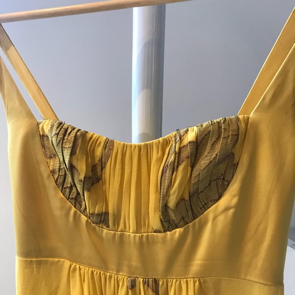 Silk dress Nicole Miller Yellow Metallic Floral - Picture 4 of 9